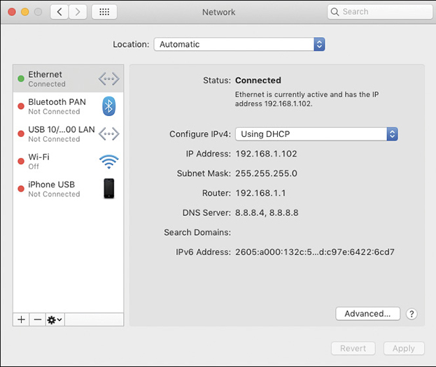A screenshot of the network settings dialog in the macOS shows an overview of configuring an IP address, mask, and default router.