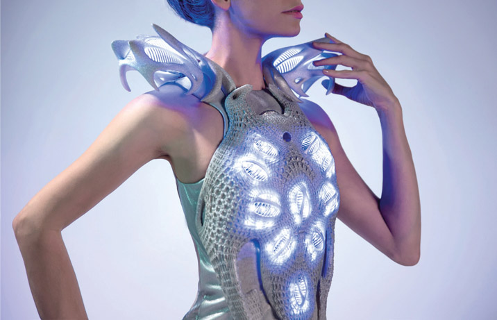 Figure 1.33 The Synapse Dress – a 3D printed wearable body response dress by Anouk Wipprecht.