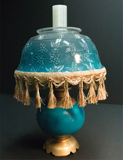 Figure 8.41 3D printed Victorian hurricane lamp with punch bowl shade; thing: 166210.
