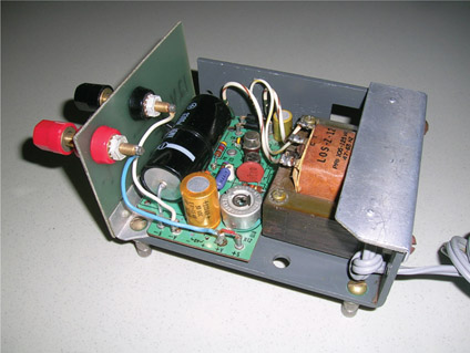 Figure 16.15 Example of a power adaptor with voltage regulation and protection circuits.