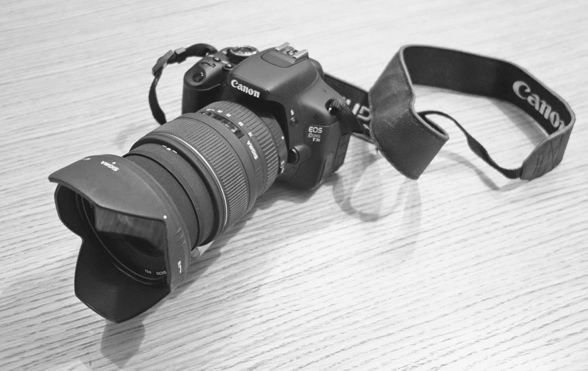 Figure 8.11 DSLR cameras, such as this Canon T3i, are often used for documentary shooting.