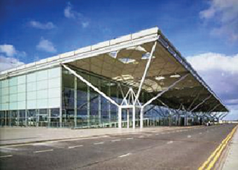 Photo showing an airport.